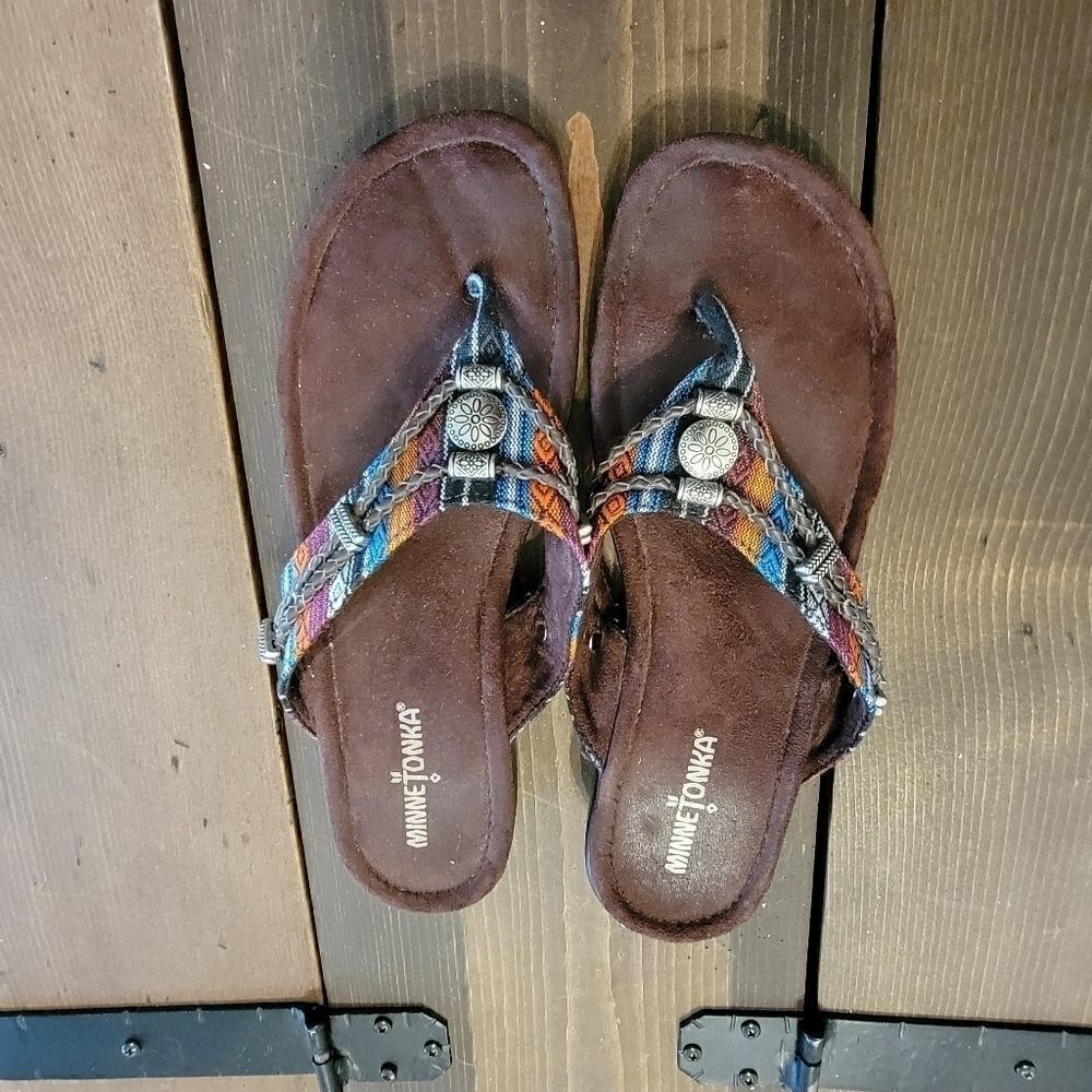 Minnetonka Baz Slingback Sandal size 8